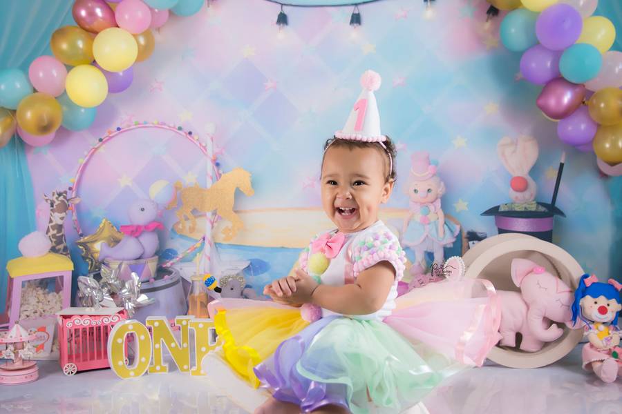 Smash the Cake de Isis 1 aninho 