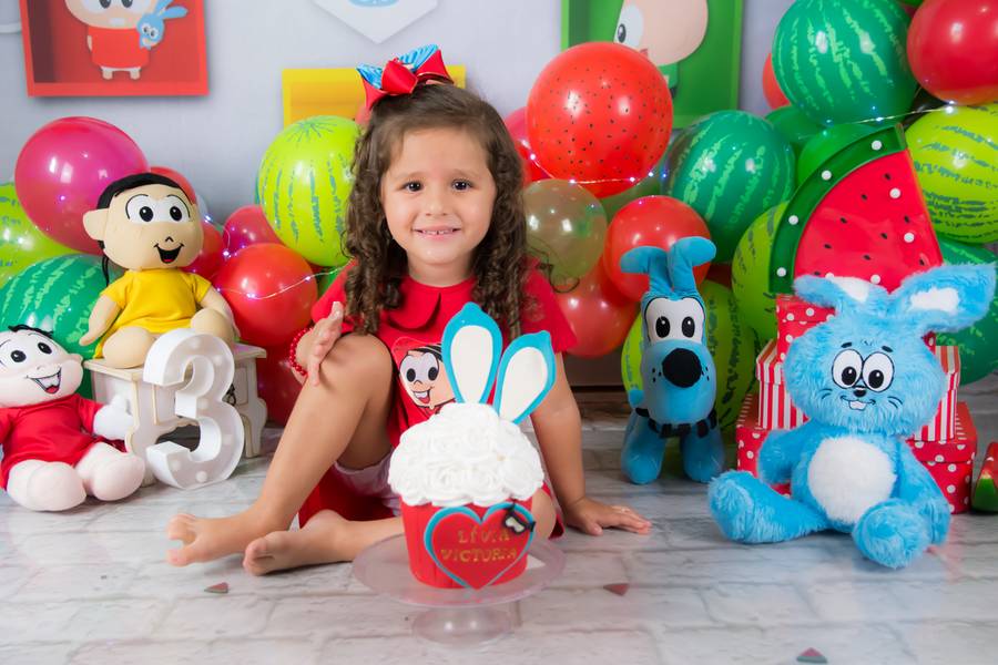 Smash the Cake de Lívia 3 anos