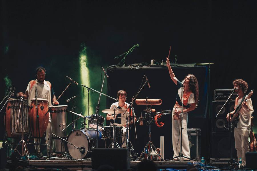 Show  de Foli Griô Orquestra