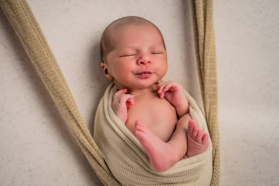 Newborn de NEWBORN ANTONHY - BABY EMPADA