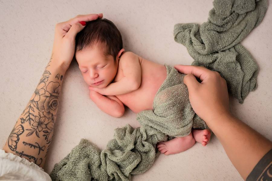 Newborn de NEWBORN MATHIAS