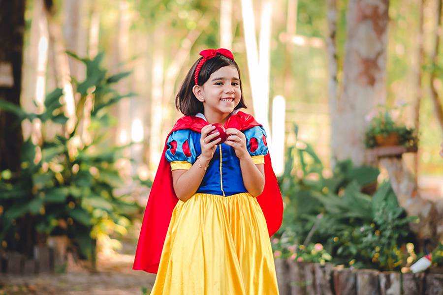 Infantil de Ana-Lívia-Branca-de-Neve