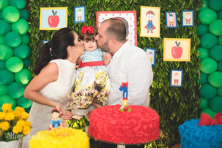 Aniversários de Vivian faz 1 aninho