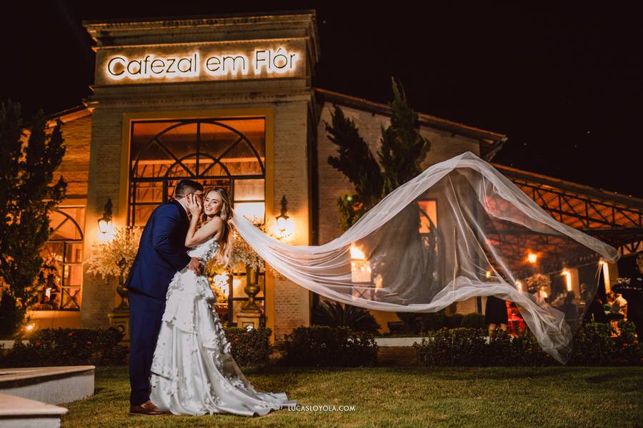 Casamentos de Casamento no Cafezal em Flor Alfenas - Giovana e Luciano