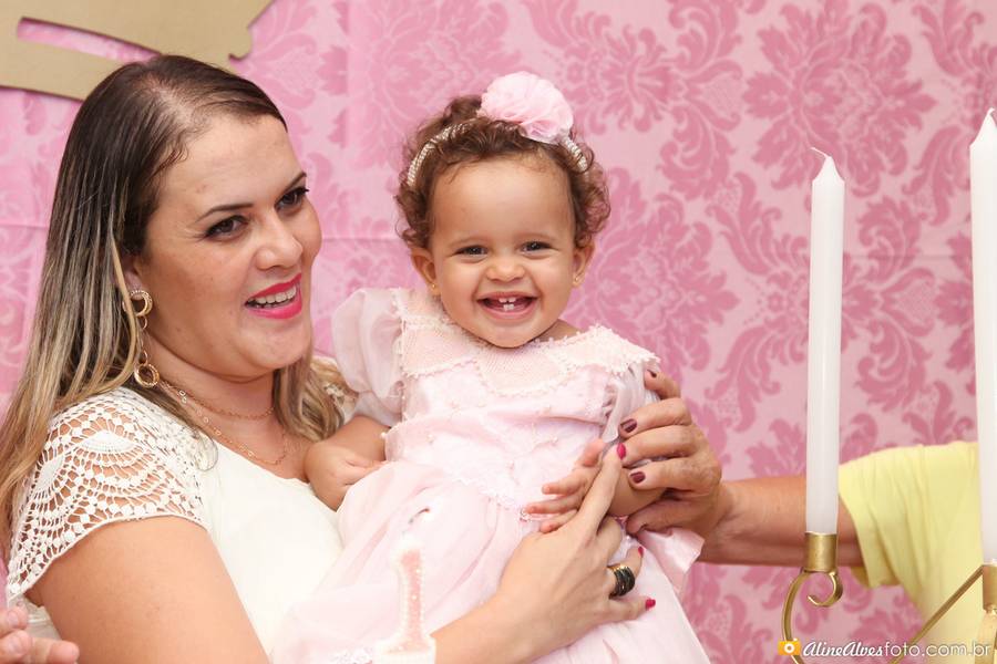 Aniversário de Liz faz 1