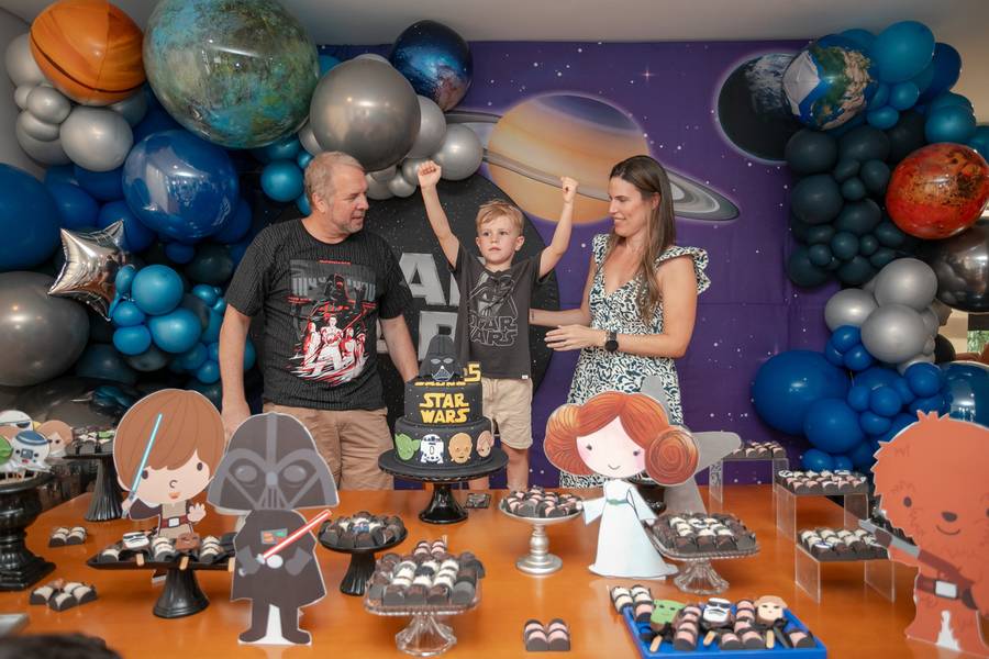 ANIVERSÁRIO INFANTIL de Bruno – 5 Anos em uma Galáxia Muito, Muito Distante