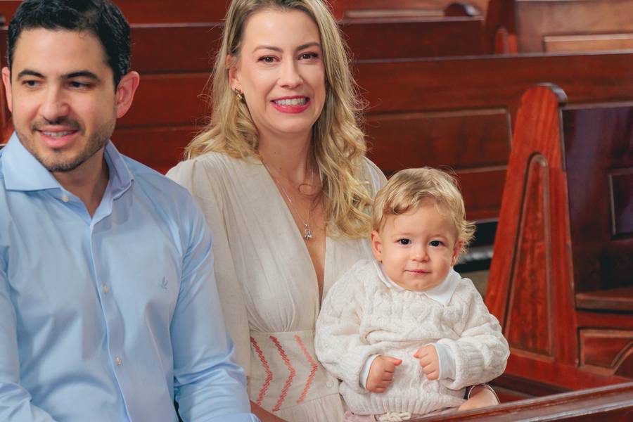BODAS & BATISMOS de Batismo do Gui: Uma Celebração de Luz e Amor