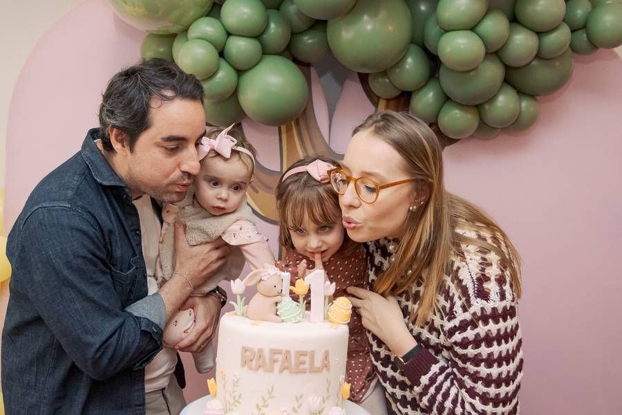 ANIVERSÁRIO INFANTIL de Rafaela Faz 1: Um Jardim de Afeto e Fantasia
