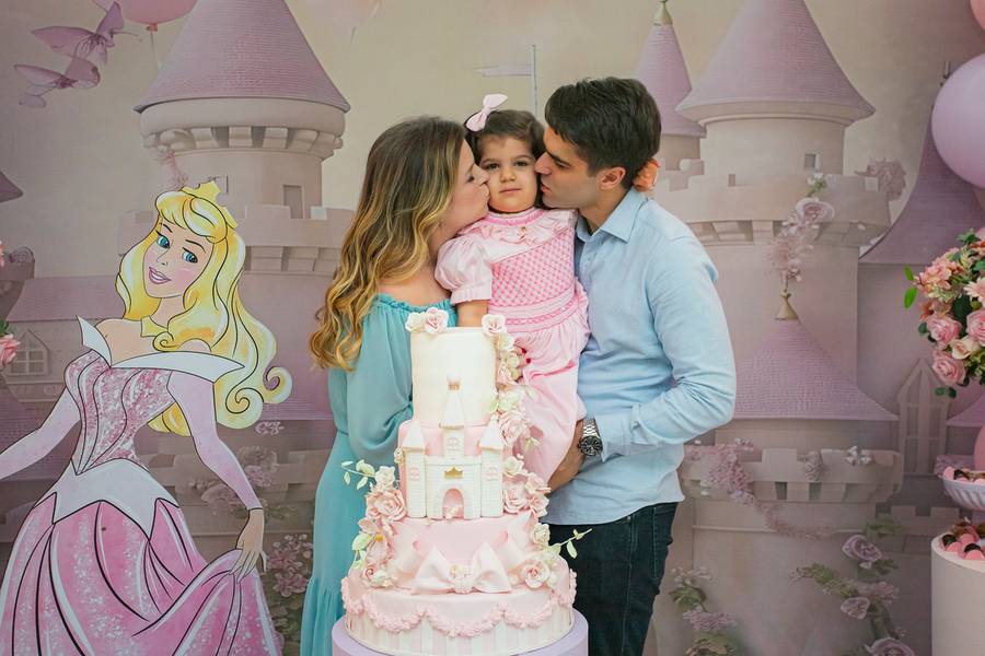 ANIVERSÁRIO INFANTIL de Gabriela Faz 3: Um Aniversário Encantado Entre Princesas