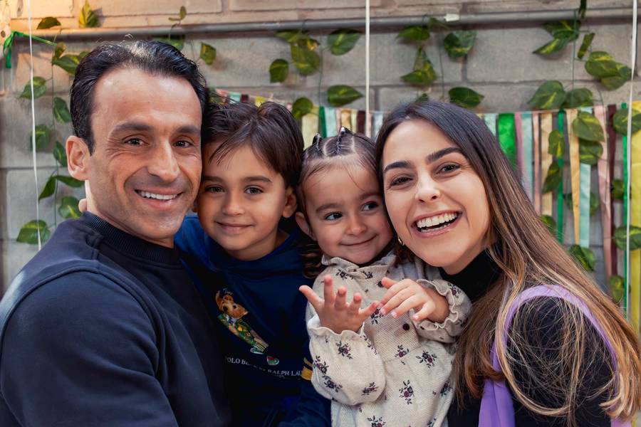 ANIVERSÁRIO INFANTIL de Aniversário da Luísa | 3 Anos de Doçura e Aventura no Reino da Imaginação