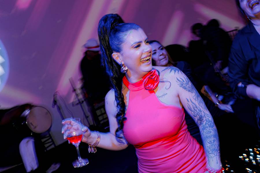 FESTA ADULTO de Roberta 50 Anos | De Repente... Uma Festa Cheia de Força, Brilho e Samba no Pé