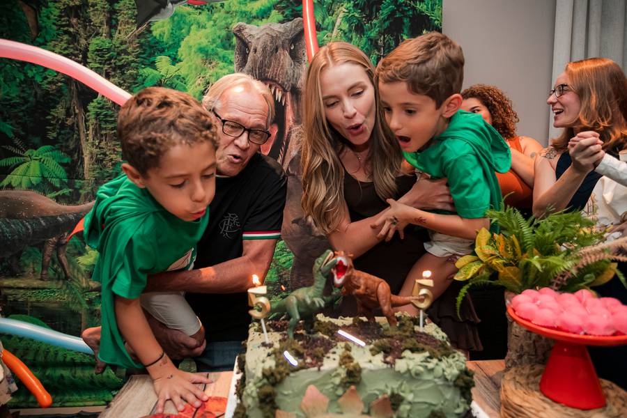 ANIVERSÁRIO INFANTIL de Miguel e Pedro | 5 anos em uma aventura jurássica