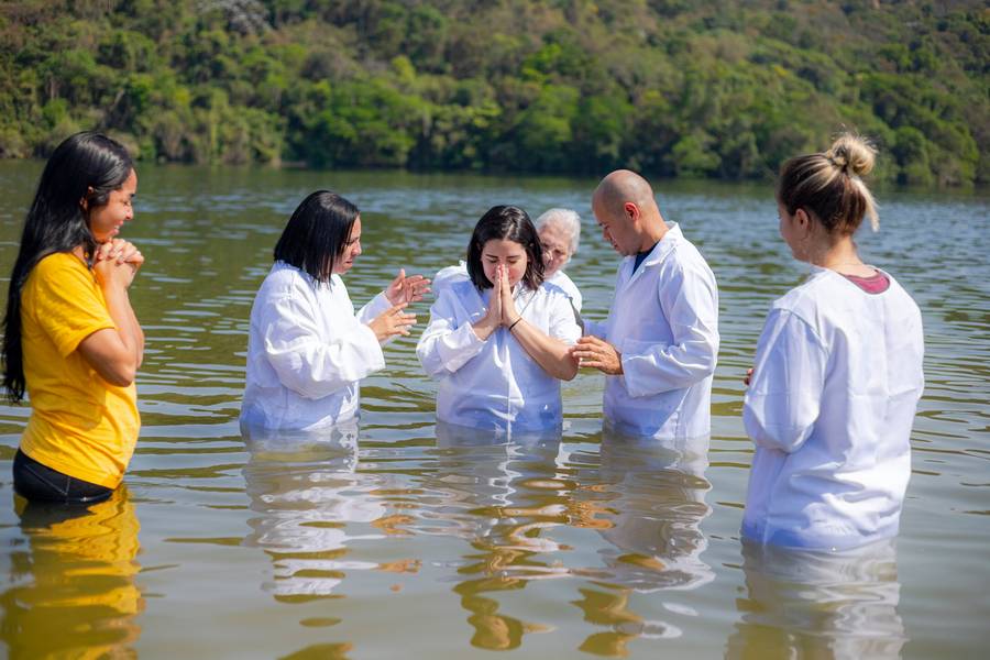 BODAS & BATISMOS de Thalita Ellen