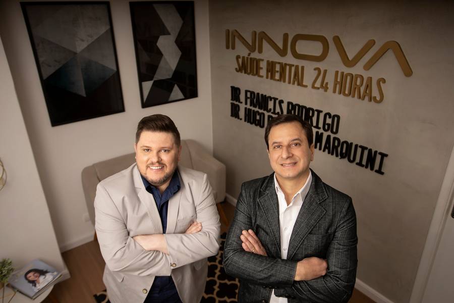 Retrato Profissional de Retrato corporativo do Dr. Hugo e Francis - Innova Saúde Mental