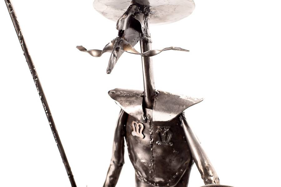 Publicitária de Arte Metal