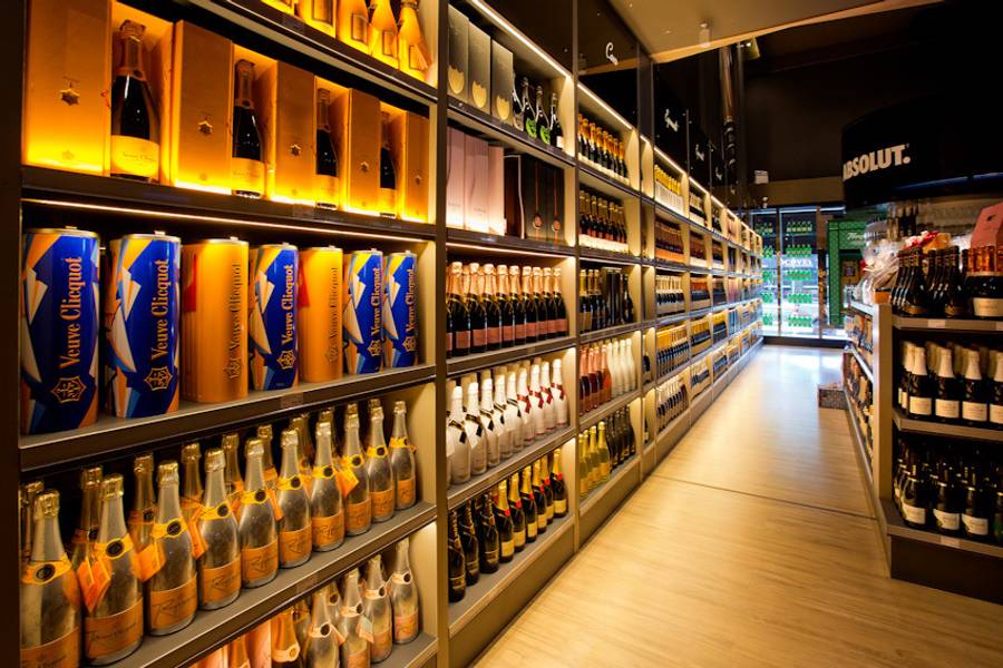 Institucional de Século Adega 