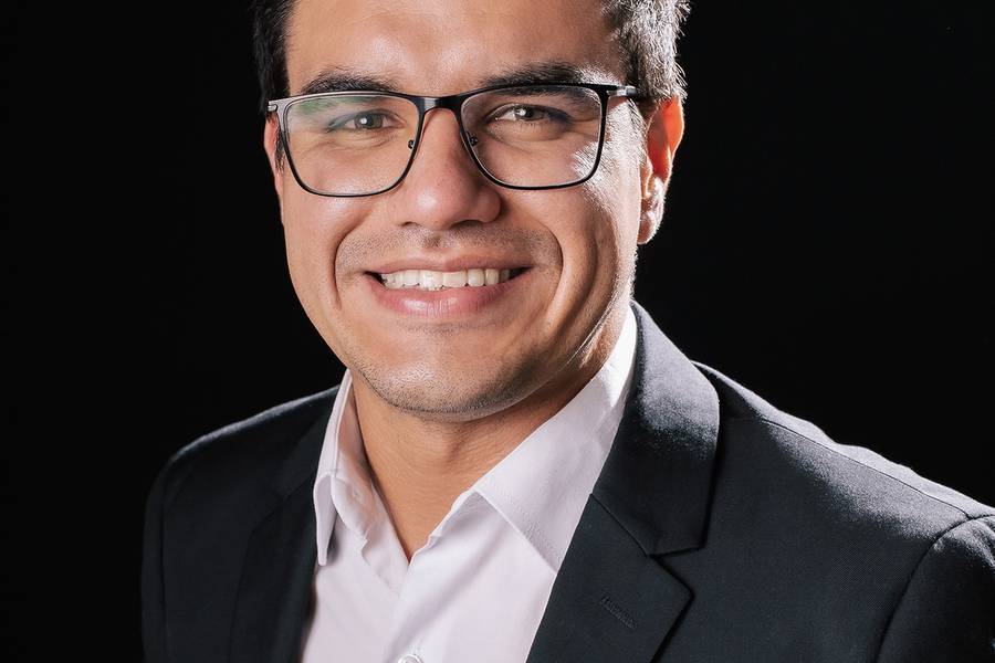 Retrato Profissional de Retrato profissional - Emerson Santos Consultor