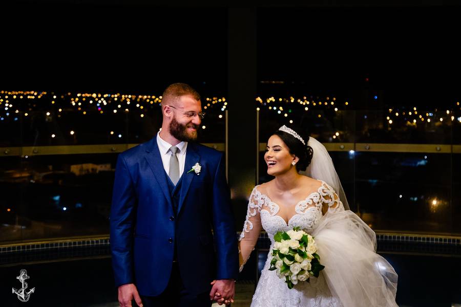 CASAMENTO - WEDDING DAY de O casamento desse dois lindões, após anos de namoro a Fran e o Diego receberam as bençãos de Deus no dia  16 de janeiro de 2019