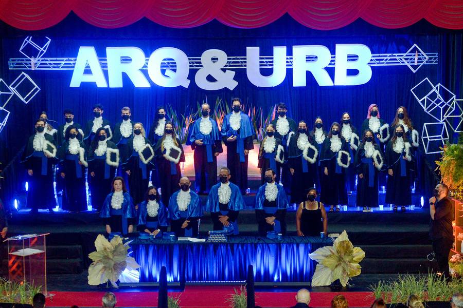 Formaturas de FORMATURA ARQUITETURA E URBANISMO UFPEL - PELOTAS - RS - SHALON FOTO E FILMAGEM