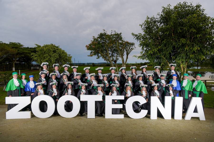 PRÉ FORMATURA de Ensaio Pré Formatura - Zootecnia UFPel ATZ 24