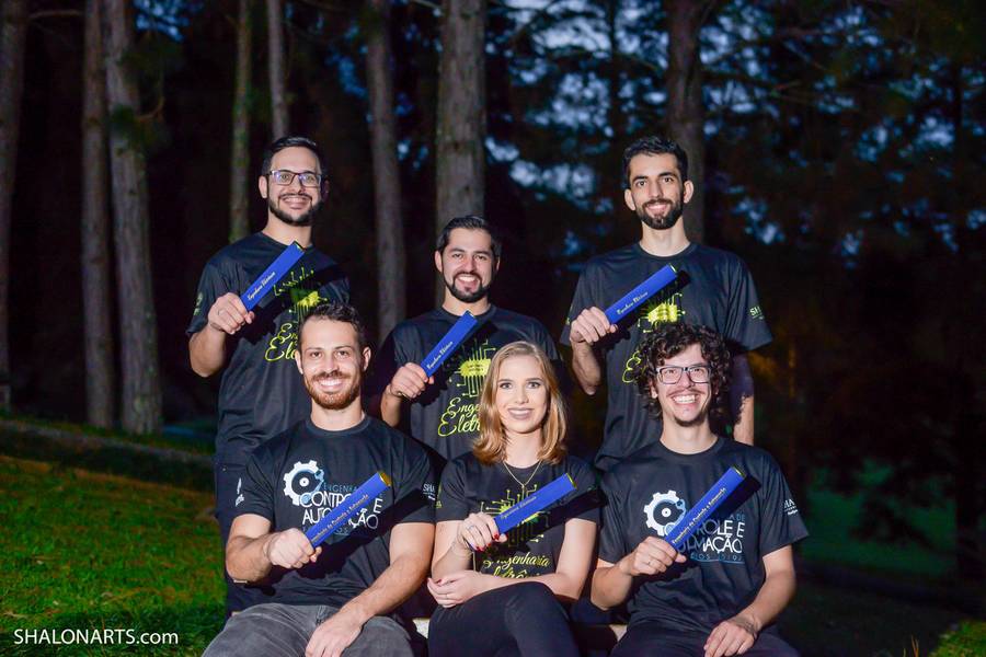 PRÉ FORMATURA de PRÉ FORMATURA ENGENHARIA ELETRÔNICA E CONTROLE E AUTOMAÇÃO