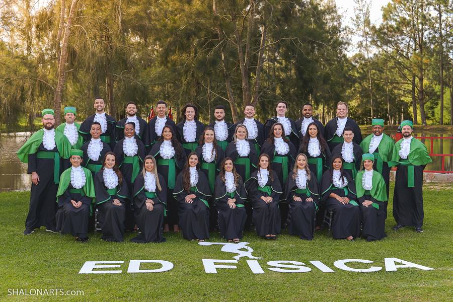 PRÉ FORMATURA de EDUCAÇÃO FÍSICA - ENSAIO