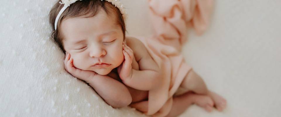 Como Funciona um Ensaio Newborn: Tudo o Que Você Precisa Saber