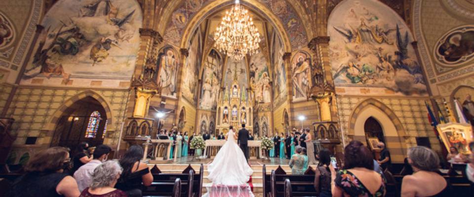 Roteiro da cerimônia do casamento católico: conheça todas as etapas