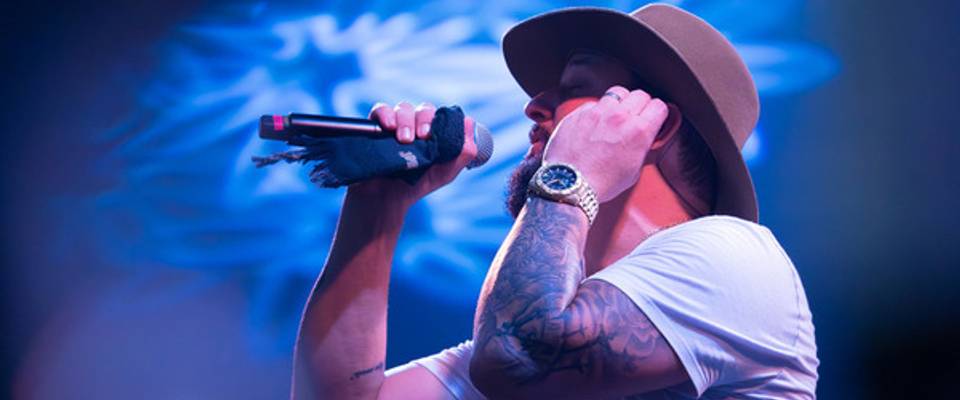 05 motivos para contratar o show do Zé Lopes e Diego e Banda em festas para debutantes