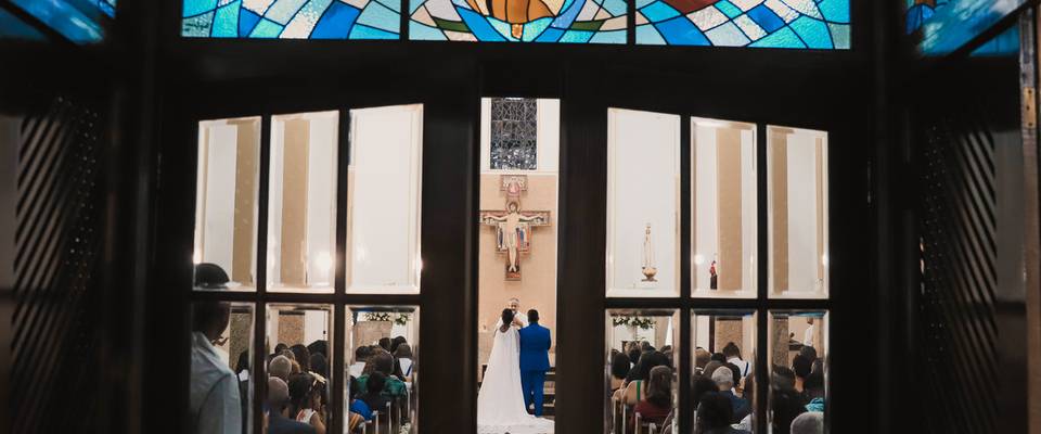 Santuário de Nossa Senhora de Fátima: espaço sagrado de muitos casamentos do Studio X