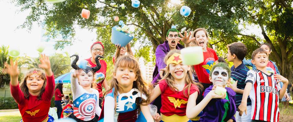 Festa infantil para fotógrafos e pais