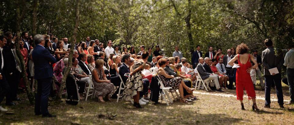 Internacional de Spanish Wedding // Just Stay There - Teaser