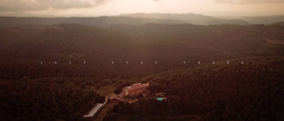 Internacional de Spanish wedding // Just Stay There - Barcelona and Castellterçol