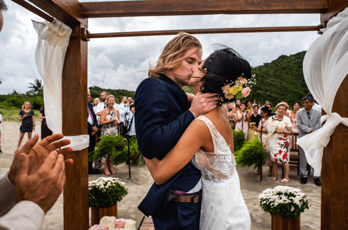 casamento ilha do mel casar na praia casamento pé na areia estrangeiros e brasileiros