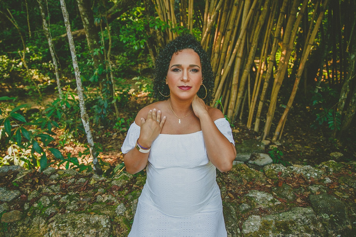 Carol se sente mais bonita e confiante durante a gravidez
