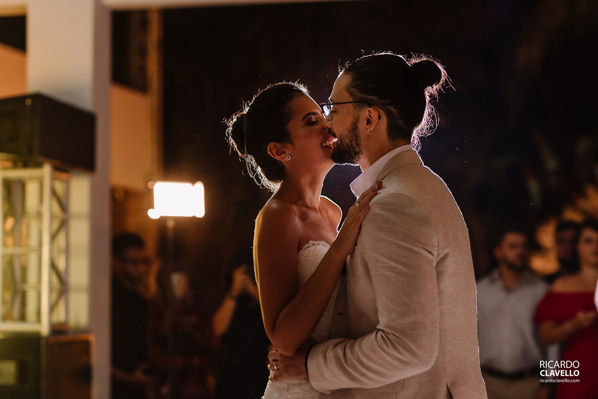Fotografia de Casamento - Fotografia de Casamento RJ - Fotografia de Casamento Niterói - Fotografia de Casamento JF - Melhores Fotos de Casamento - Fotógrafo de Casamento RJ - Fotógrafo de Casamento Juiz de Fora - Fotógrafo Juiz de Fora - Ricardo Clavello
