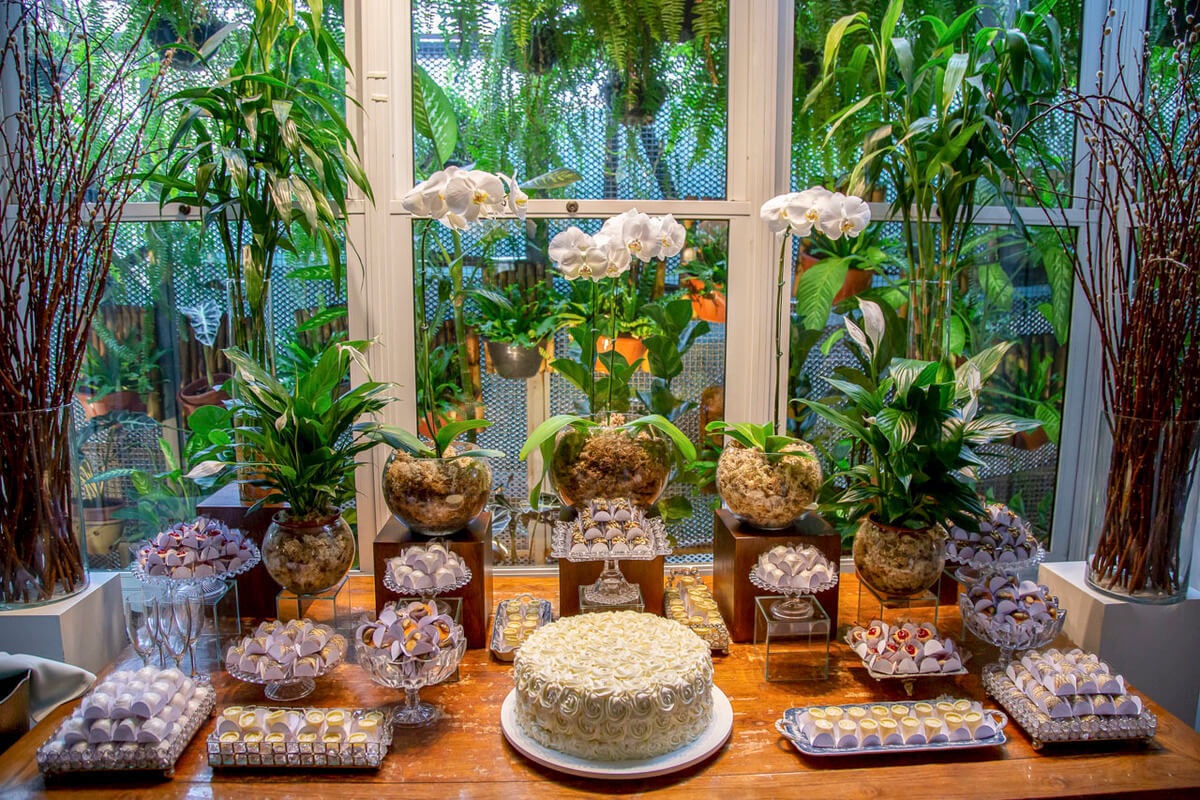 mesa-docinhos-bolo-casamento-Lalouette-Restaurante-Frances
