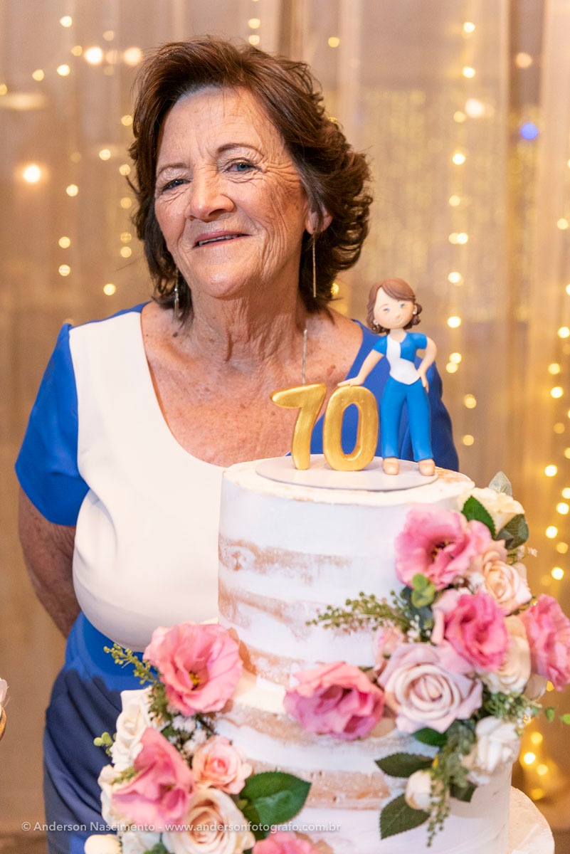foto-posada-aniversario-70-anos-bolo-buffet-villa-da-mooca