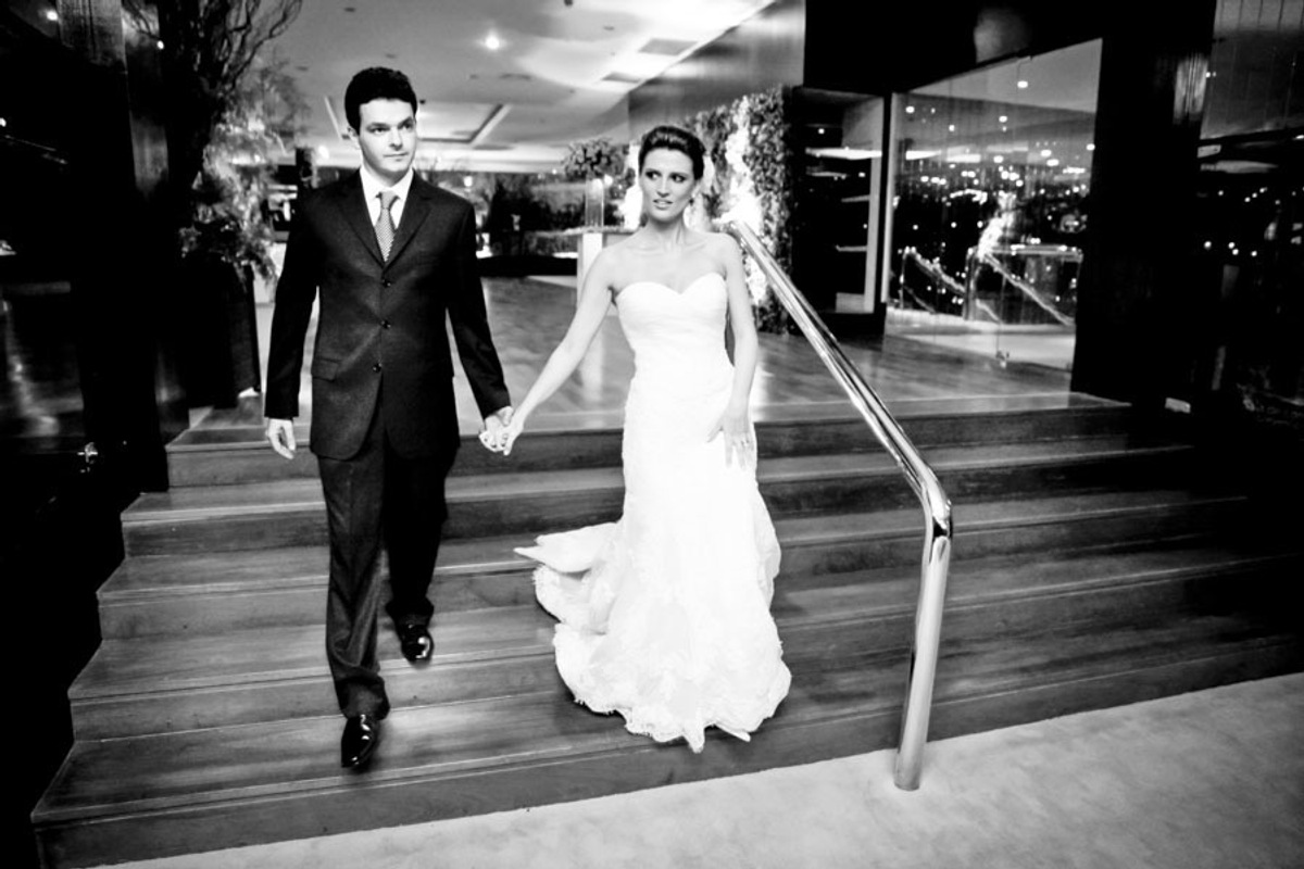 entrada-noivos-festa-casamento-hotel-marriot-renaissance