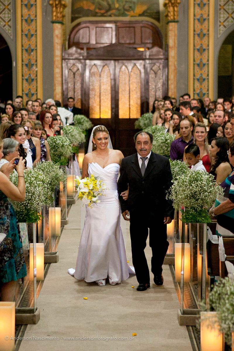 entrada-noiva-santuario-nossa-senhora-das-dores-avare