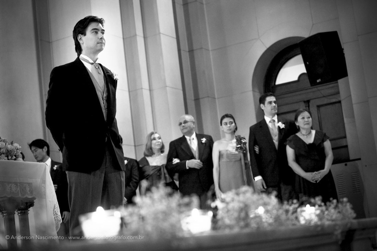 noivo-aguardando-entrada-noiva-casamento-capela-do-sion