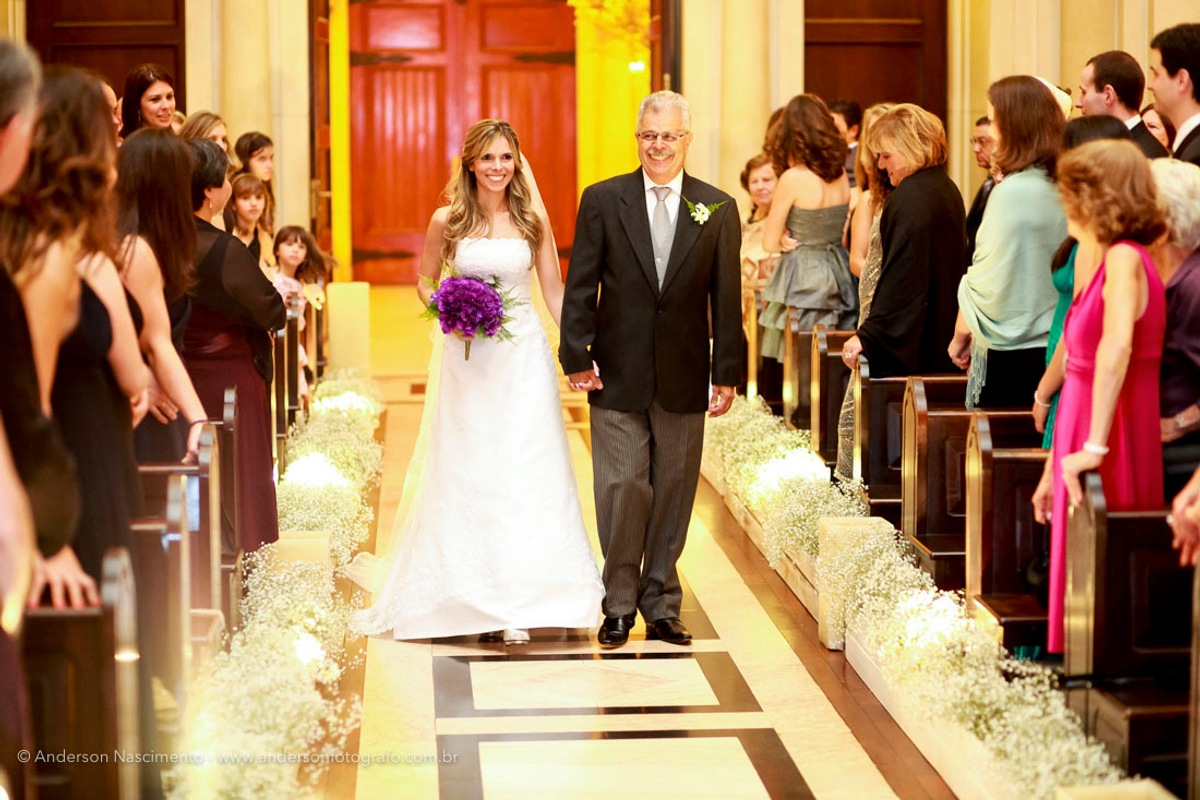 entrada-noiva-com-pai-capela-do-sion