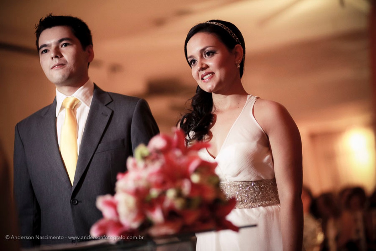 casal-noivos-celebracao-casamento