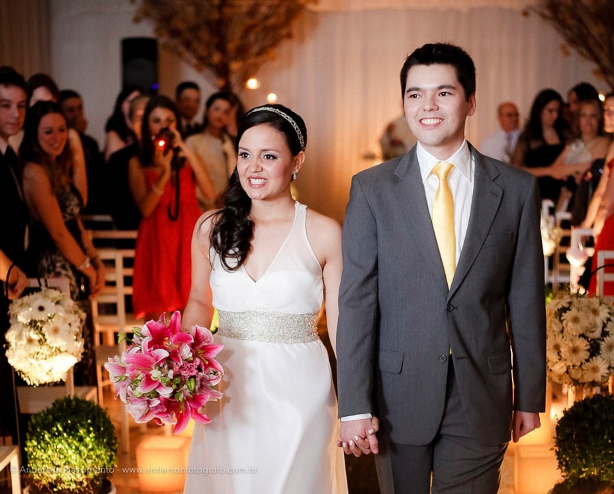 saida-noivos-casamento-pinheiros