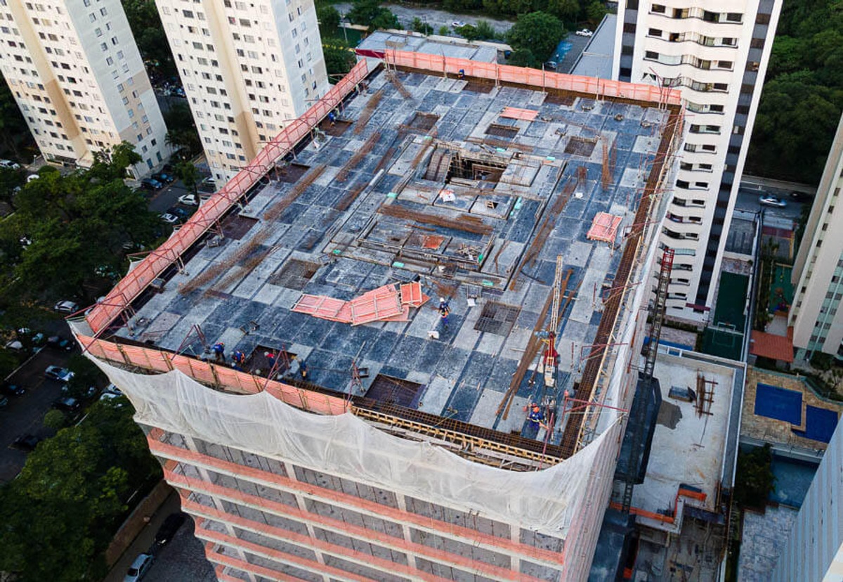 imagem-com-drone-construcao-civil