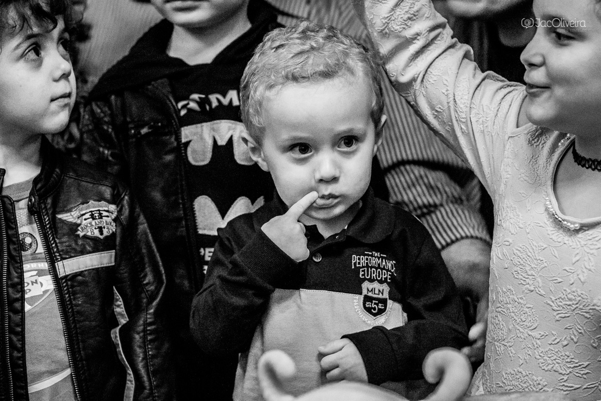 fotógrafo em porto alegre infantil eventos aniversarios menino na hora do parabéns