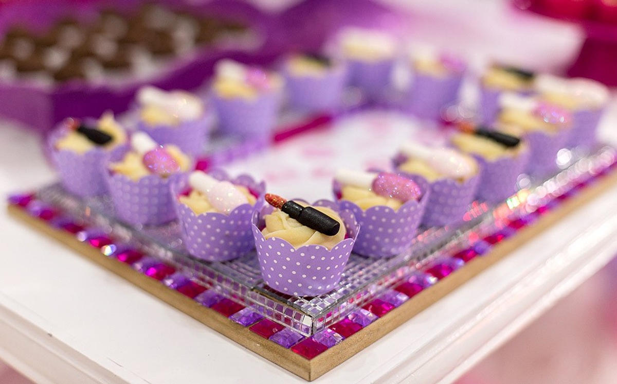 docinhos ultra violet maquiagem