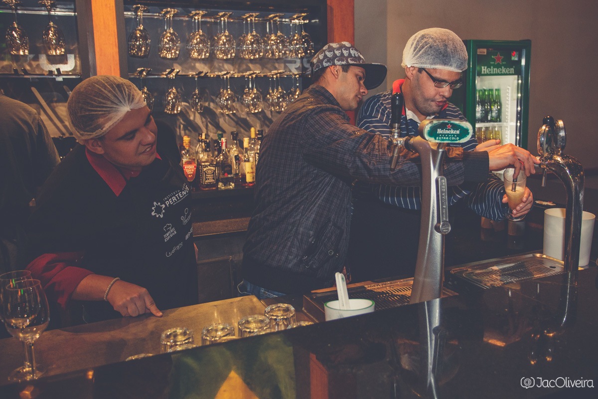 grupo gourmet pertence no fratello
