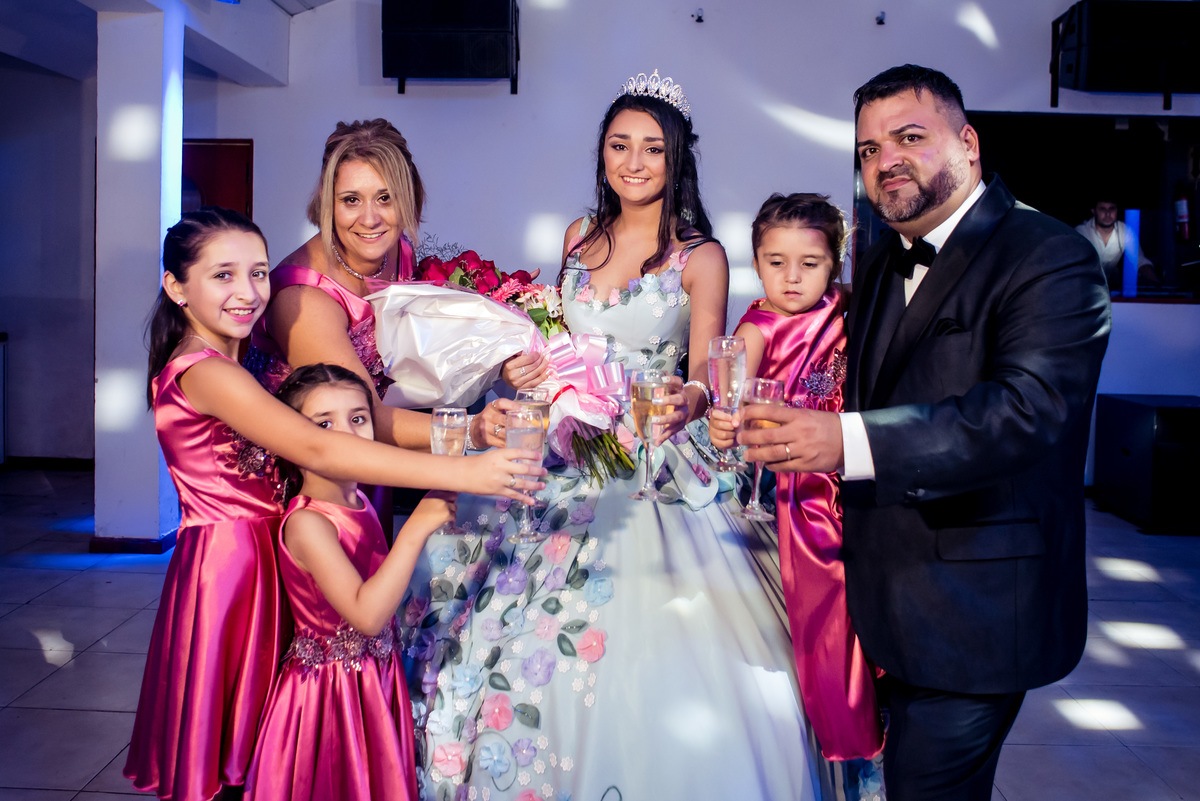 fotografo en rosario y funes de quince años y bodas, sesion book de 15 años