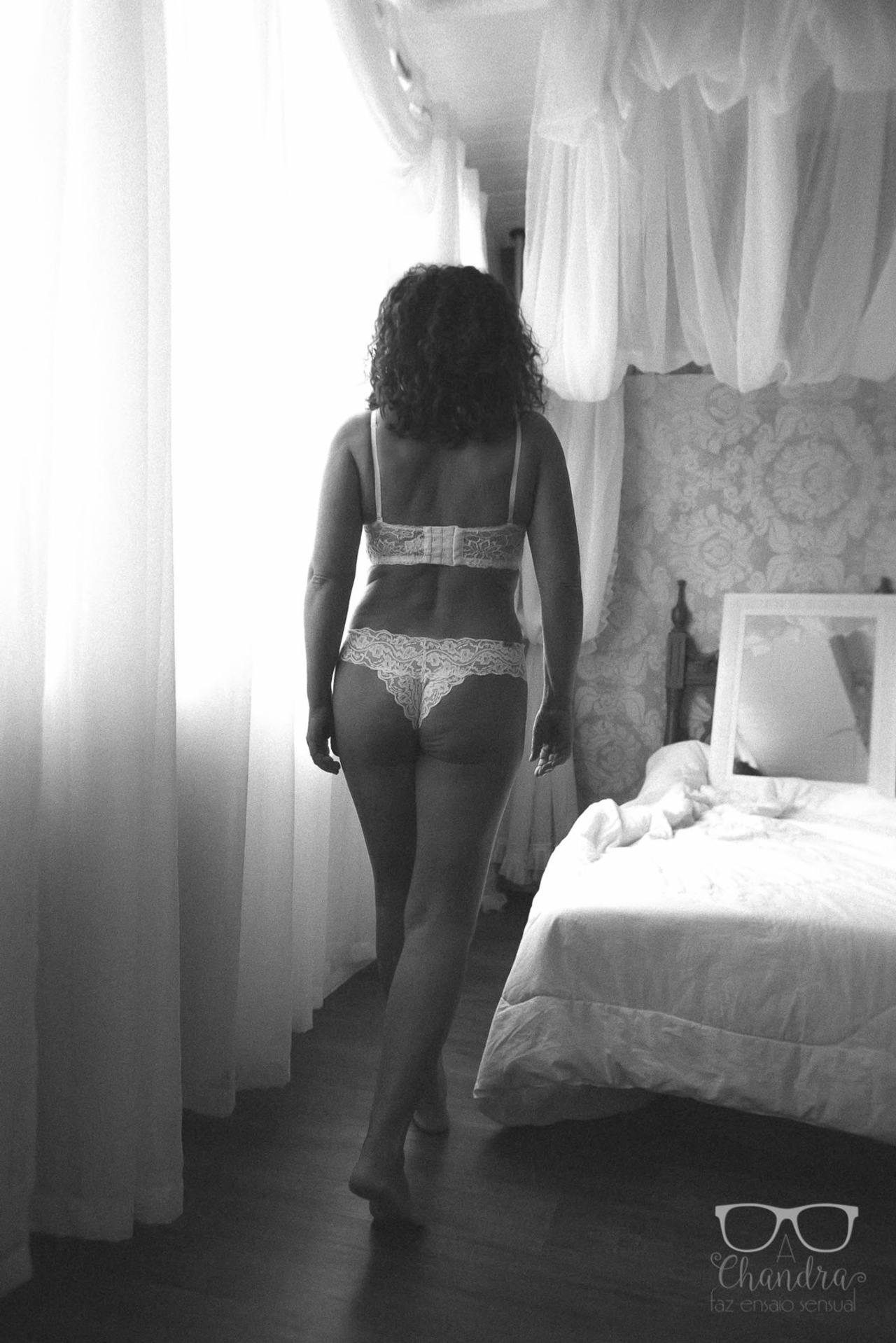 ensaio feminino em estúdio fotográfico em Brusque